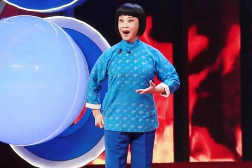 Singing: The main way for characters in opera performances to express their inner
feelings or narrate stories.